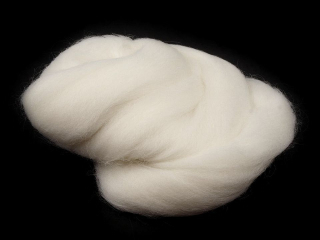 Ovčí rouno Merino česané 20 g – natural
