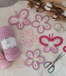 Návod na výrobu macrame květinky a motýlka